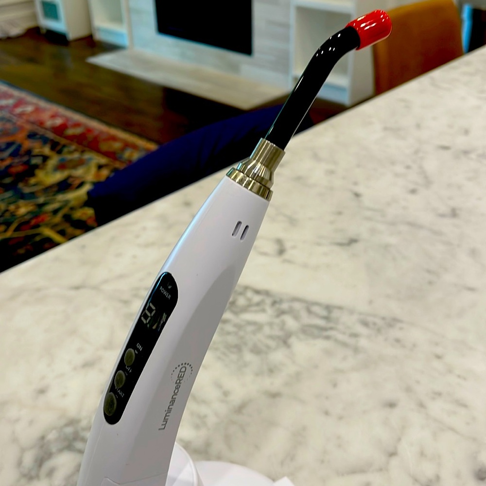 Luminance Red Device